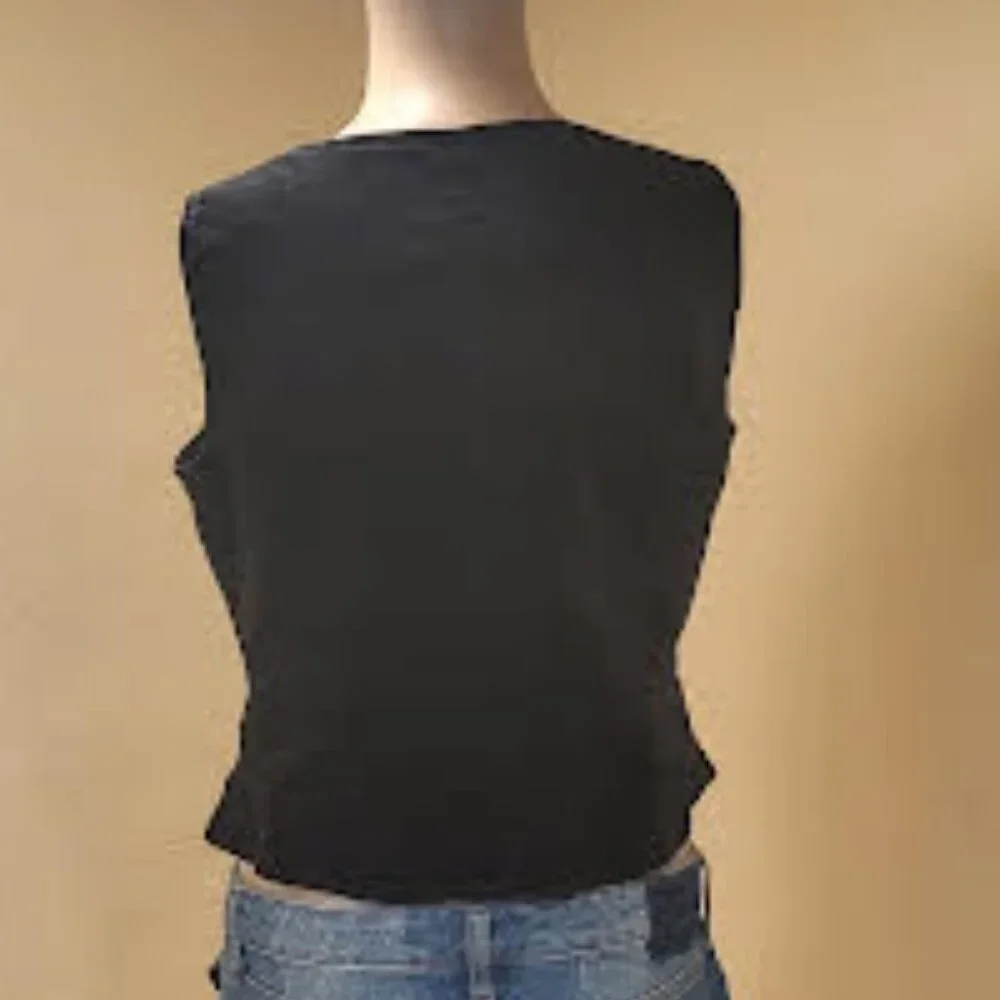 Eddie Bauer women's black vest - Size 4 petite - Picture 5 of 7